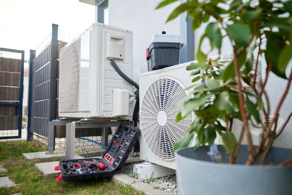 outdoor heat pump maintenance tools